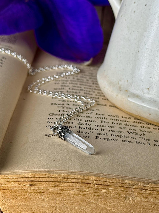 Quartz Necklace, Quartz Point Necklace, Silver Handmade Necklace, Crystal, Crystal Necklace, Quartz Jewelry, Talisman, Crystal Jewelry
